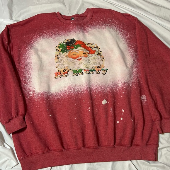 Gildan Tops - Women’s Be Merry Gildan Santa Bleach Sweatshirt 2XL Red